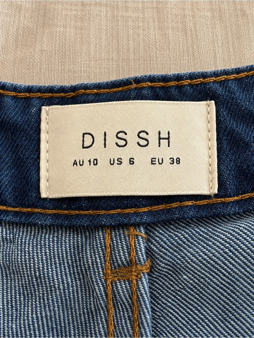DISSH Wide-Leg High-Rise Jeans in Dark Blue - Picture 5 of 5